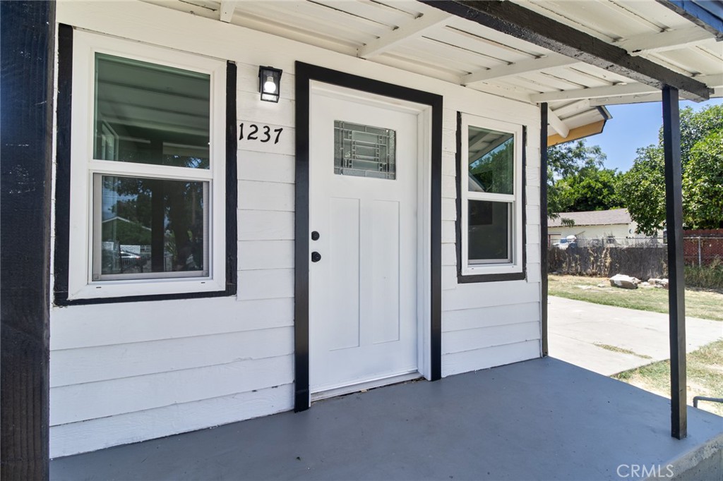 1235 Spruce Street Property Photo 24