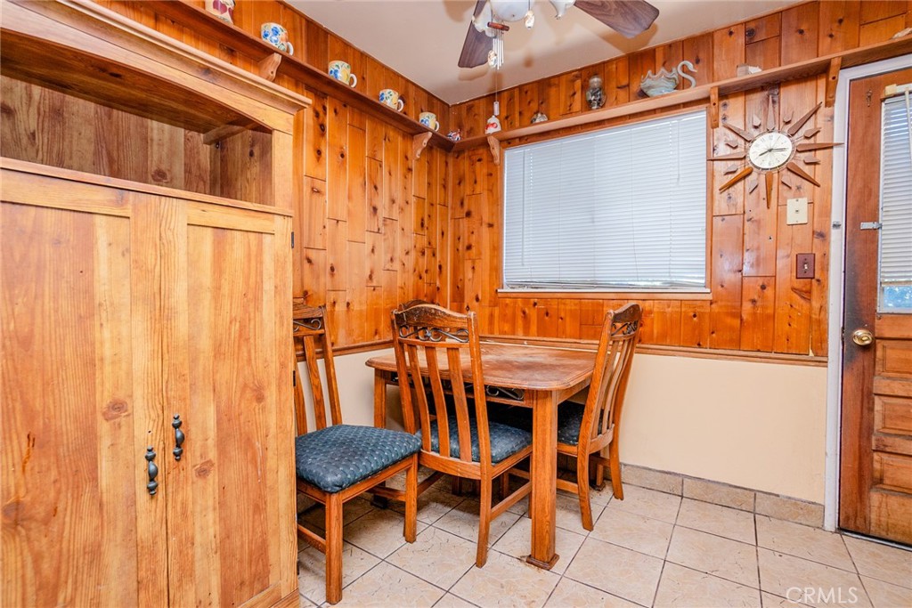 4895 N F Street Property Photo 14