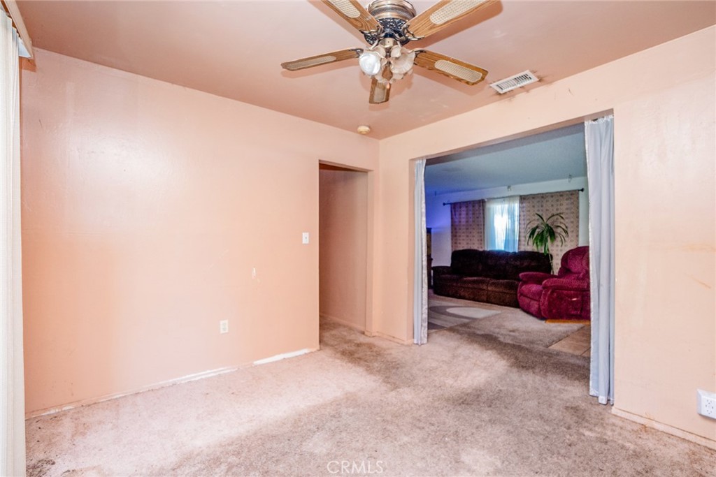 4895 N F Street Property Photo 25
