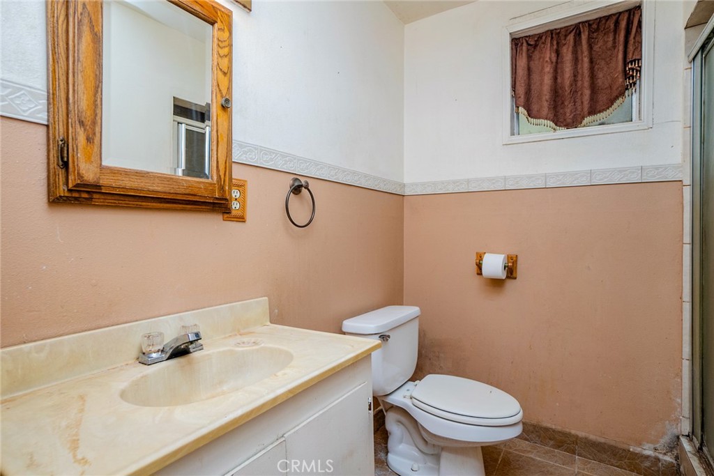 4895 N F Street Property Photo 27