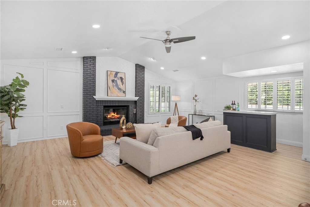 5087 Granada Court Property Photo 12