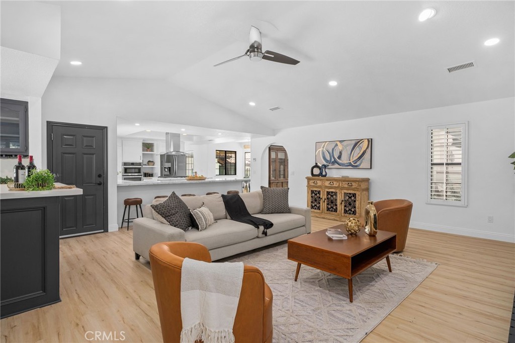 5087 Granada Court Property Photo 13
