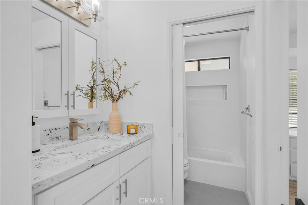 5087 Granada Court Property Photo 21