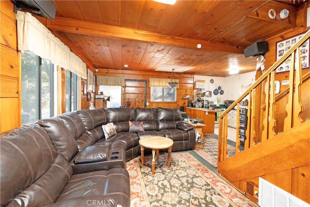 23940 Cresta Drive Property Photo 10