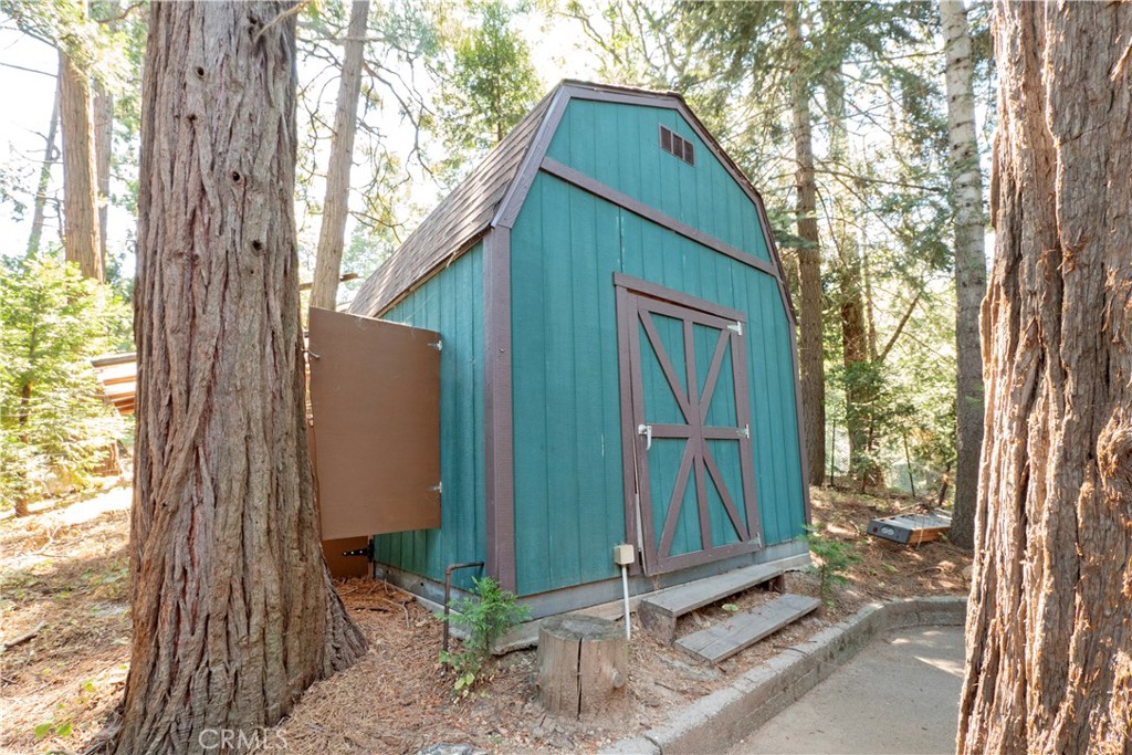 23940 Cresta Drive Property Photo 30