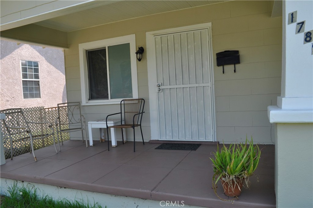 1789 N Pershing Avenue Property Photo 4
