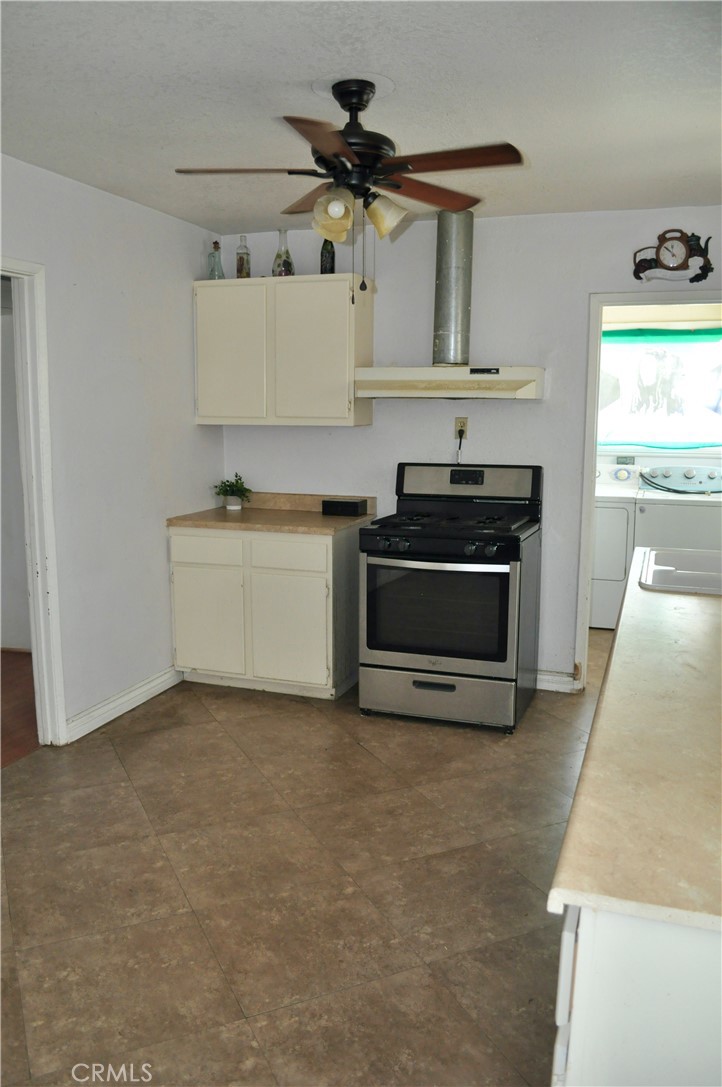 1789 N Pershing Avenue Property Photo 15