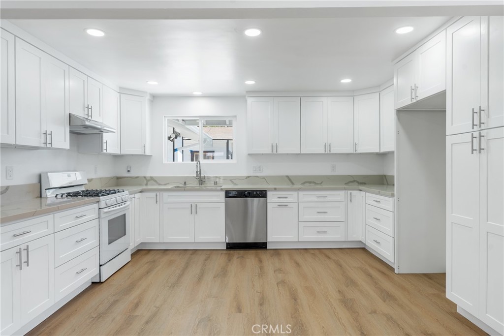 2105 Genevieve Street Property Photo 11