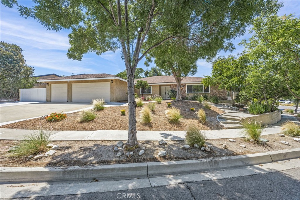 108 Limestone Road Property Photo 1