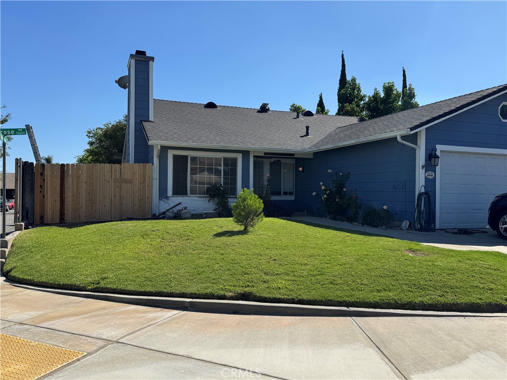 10669 Wildrose Drive Property Photo 1