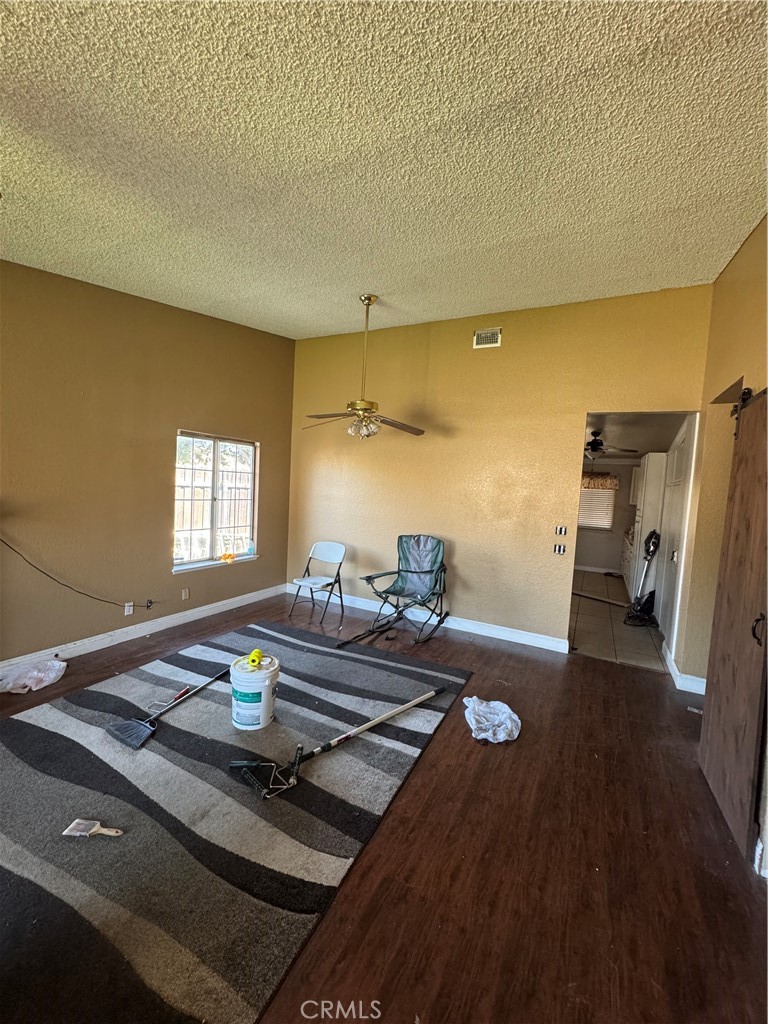 10669 Wildrose Drive Property Photo 6