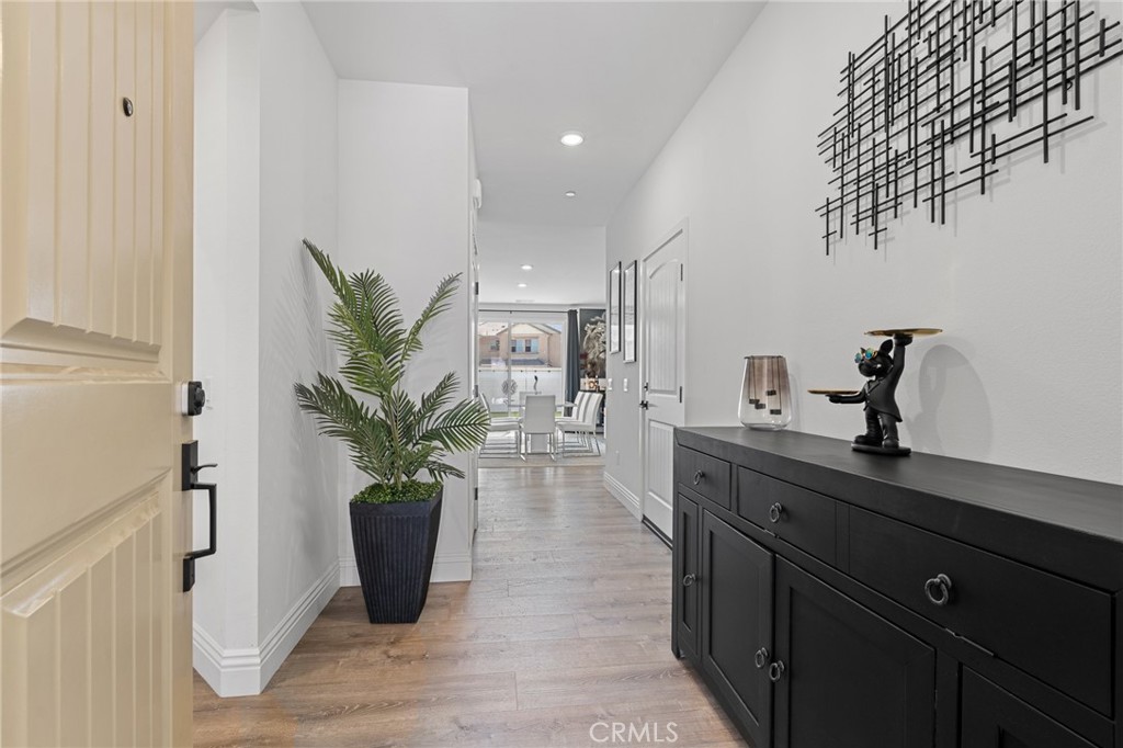 1784 Julie Dr Property Photo 4