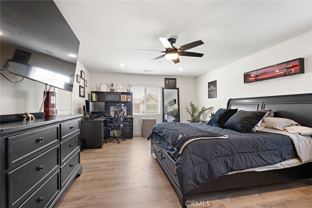 1784 Julie Dr Property Photo 23