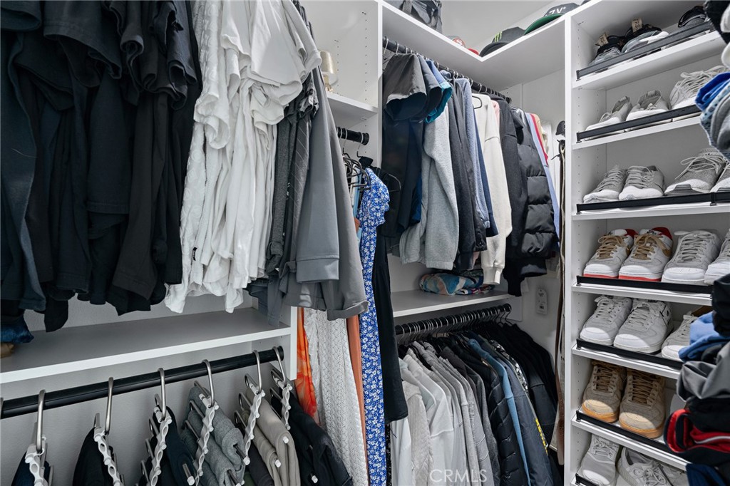 1784 Julie Dr Property Photo 25