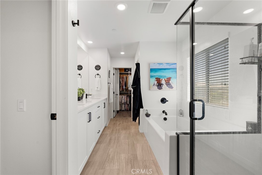 1784 Julie Dr Property Photo 26