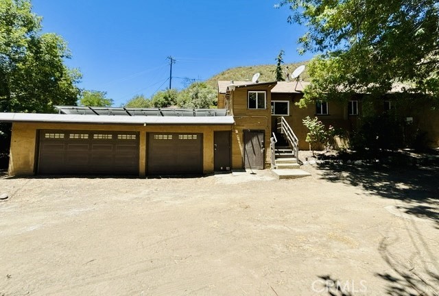 43156 Lake Hughes Road
