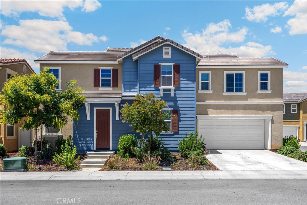 851 Blue Orchid Property Photo 1