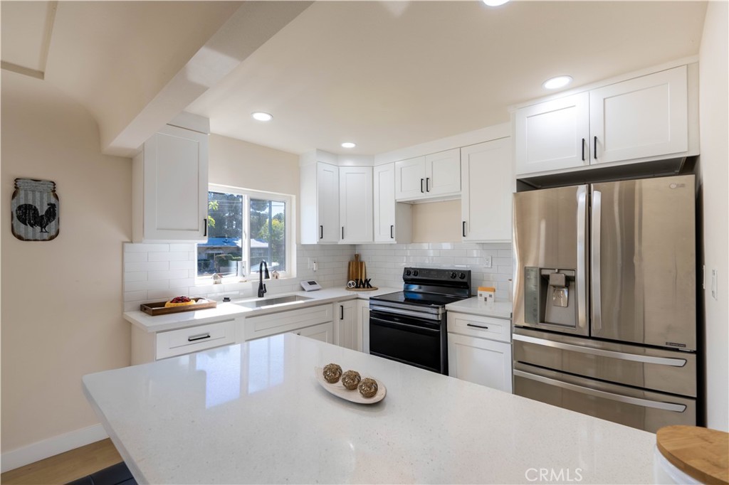 911 W George Street Property Photo 14