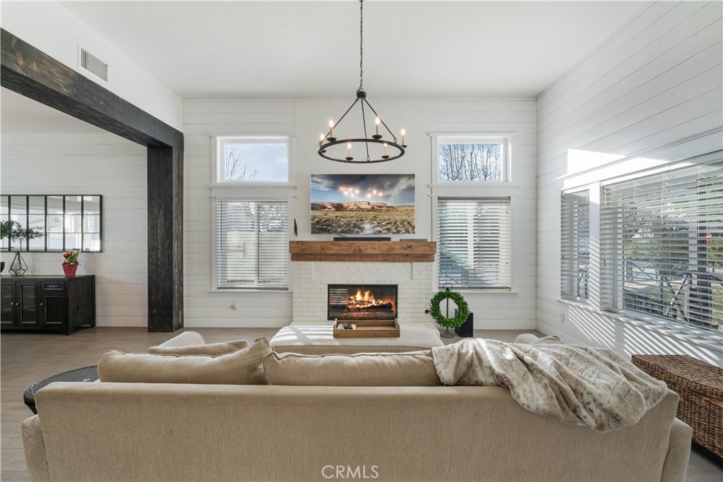 14201 Ross Court Property Photo 1