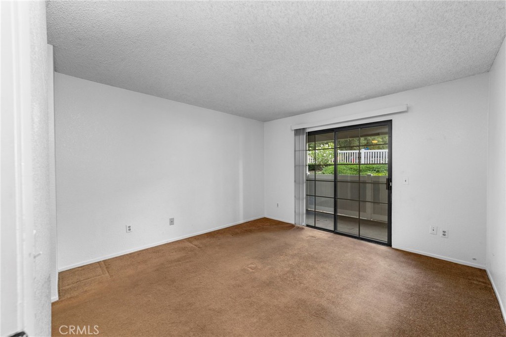 202 Evergreen Court Property Photo 11