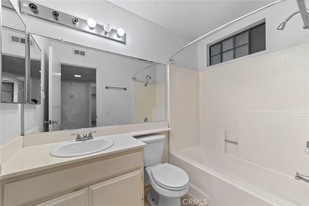 202 Evergreen Court Property Photo 20