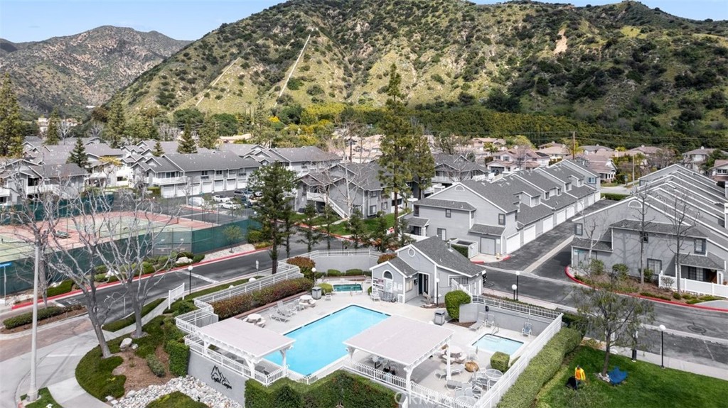 202 Evergreen Court Property Photo 27