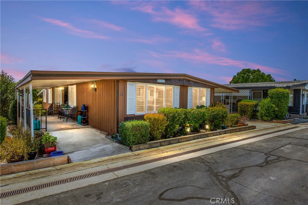 9800 Baseline Road 17