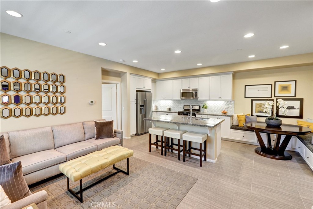 580 Katy Drive Property Photo 3