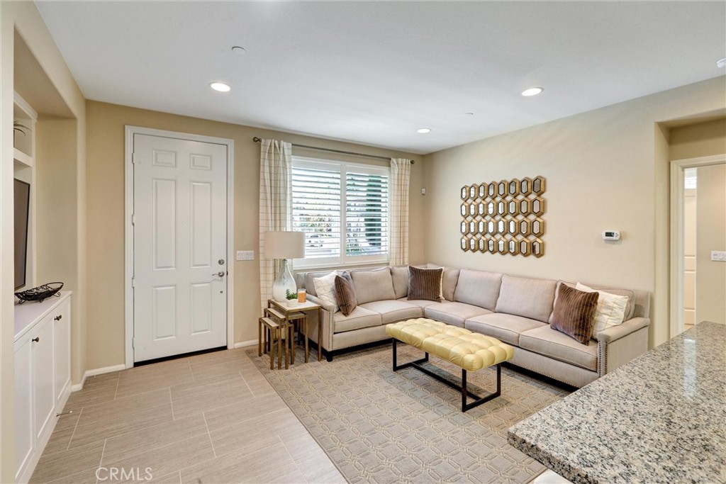 580 Katy Drive Property Photo 4