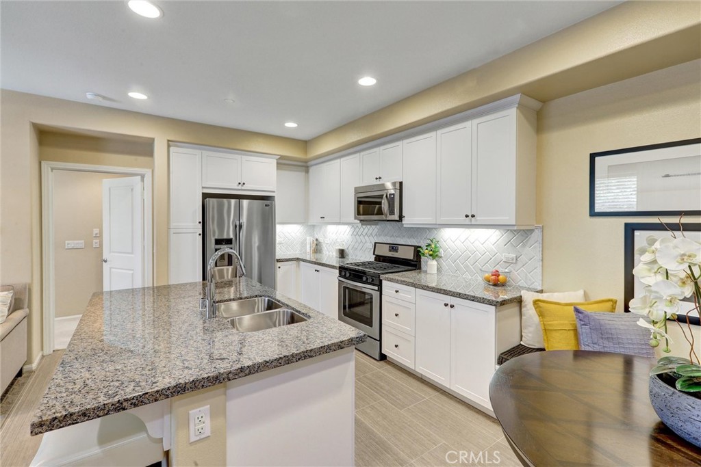 580 Katy Drive Property Photo 9