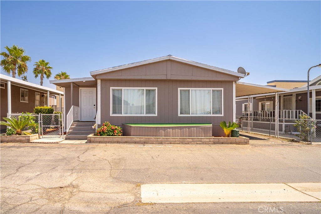 17377 Valley Boulevard 2 Property Photo 1