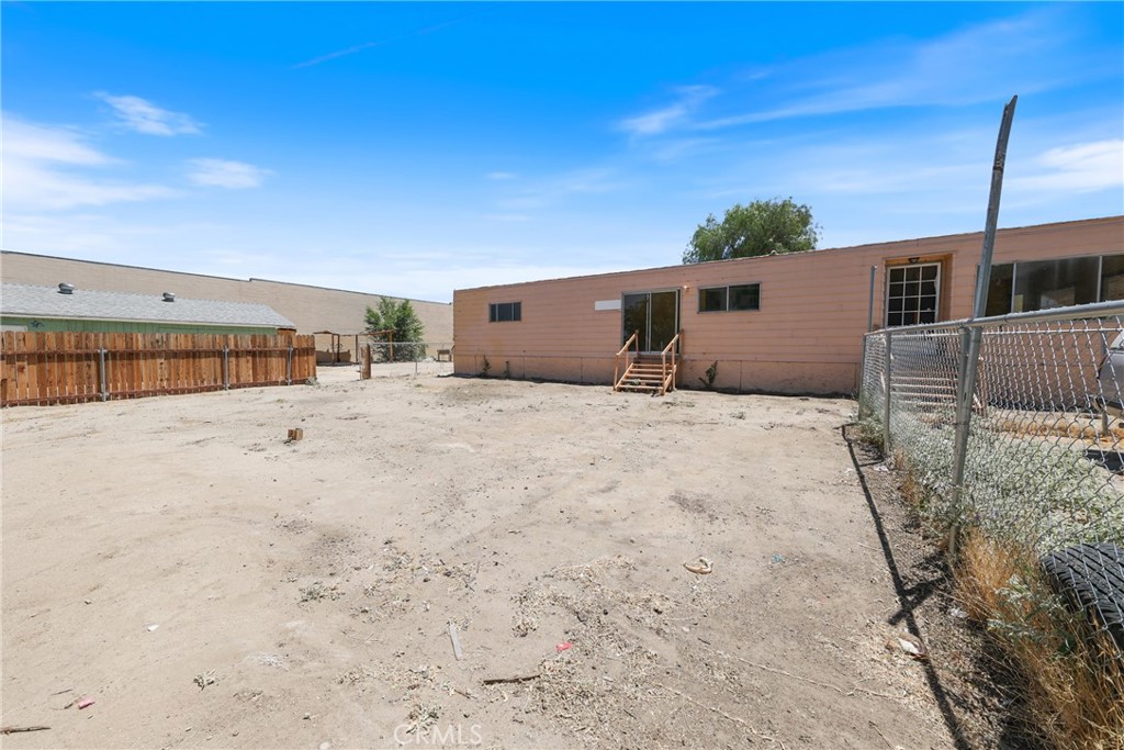 7812 Pearblossom Property Photo 29