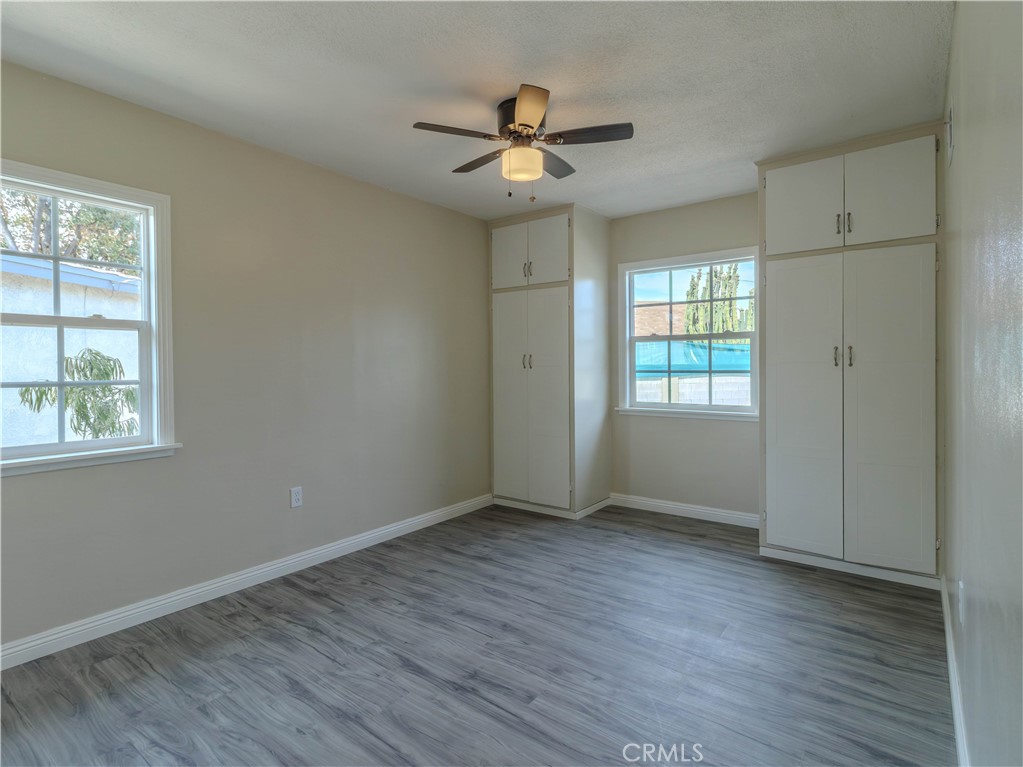 1240 S Bromley Avenue Property Photo 20
