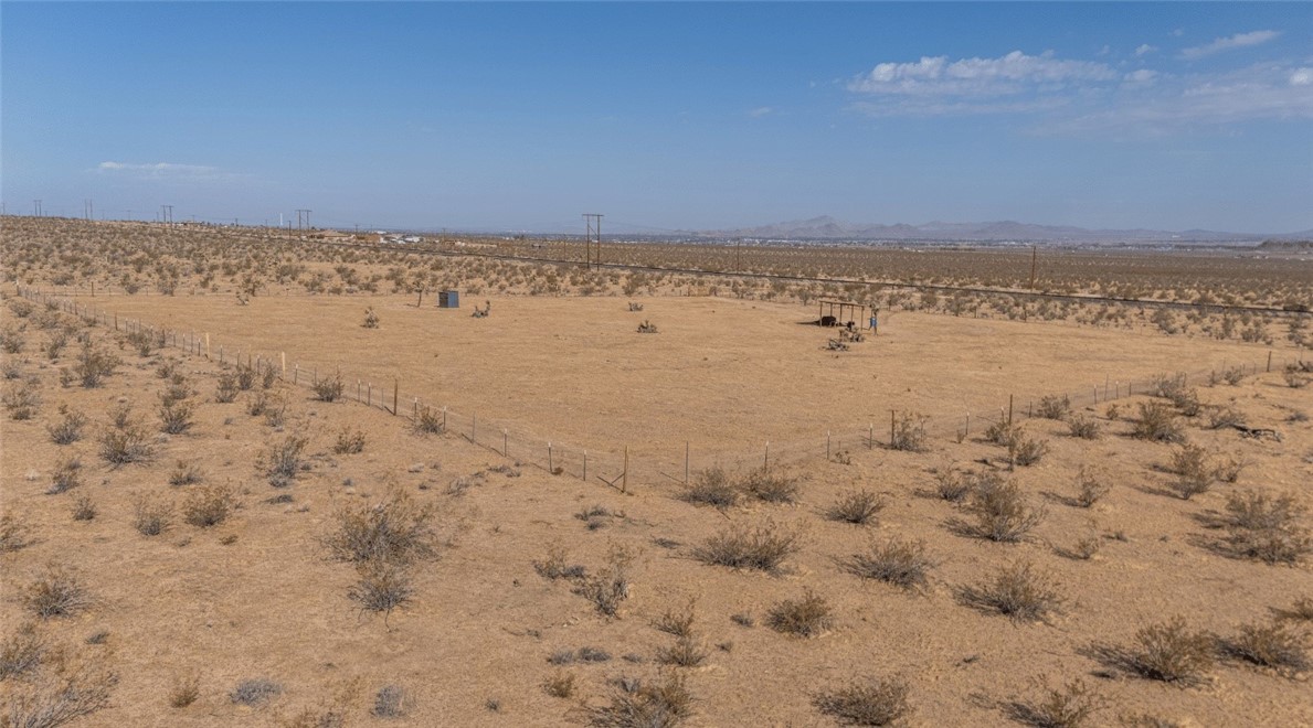 10425 Laguna Seca Drive Property Photo 6