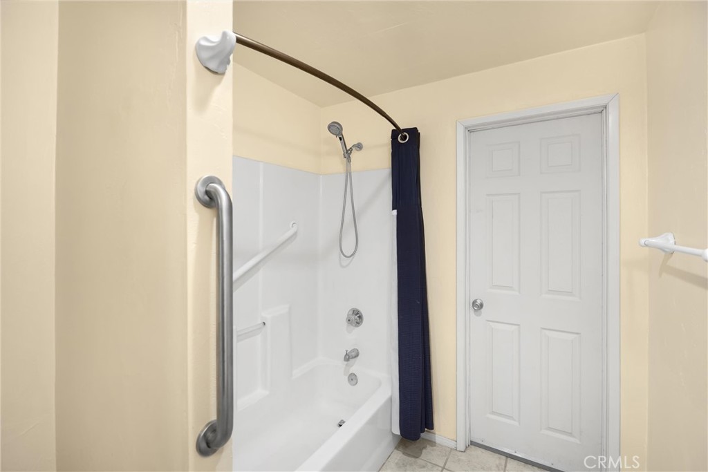 5495 Summit Drive Property Photo 34