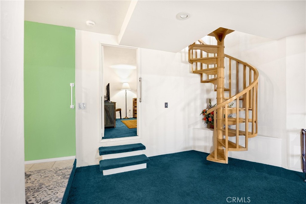 5495 Summit Drive Property Photo 35