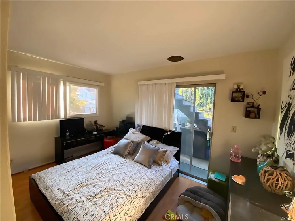 5665 Franklin Avenue Property Photo 7