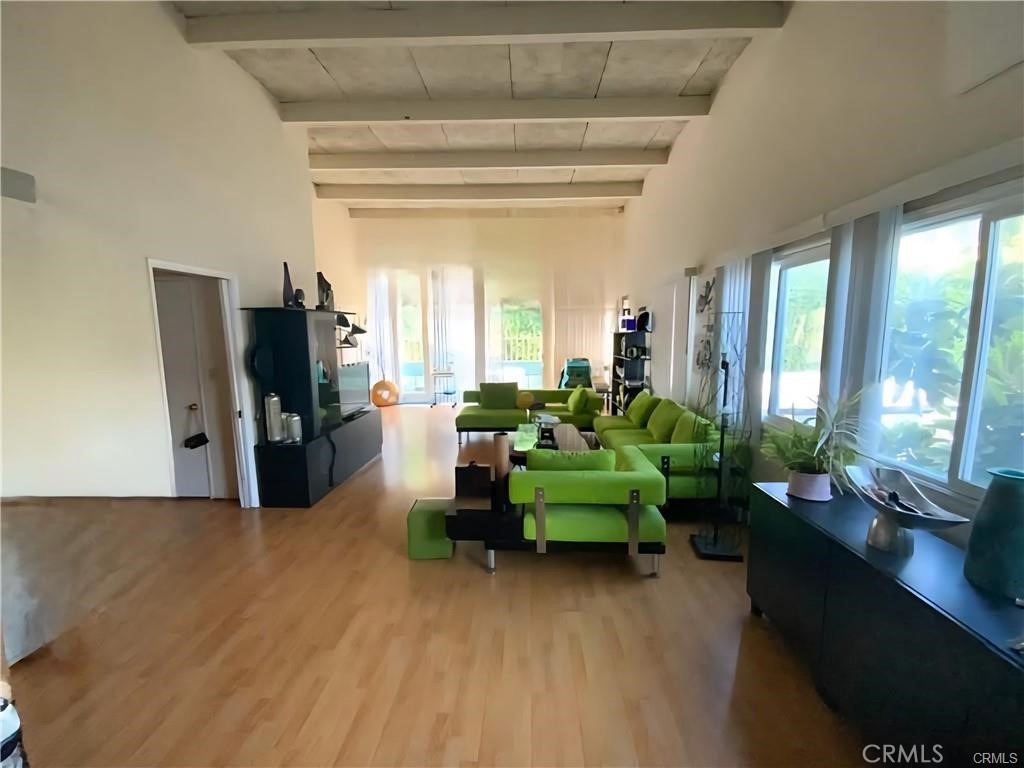 5665 Franklin Avenue Property Photo 13