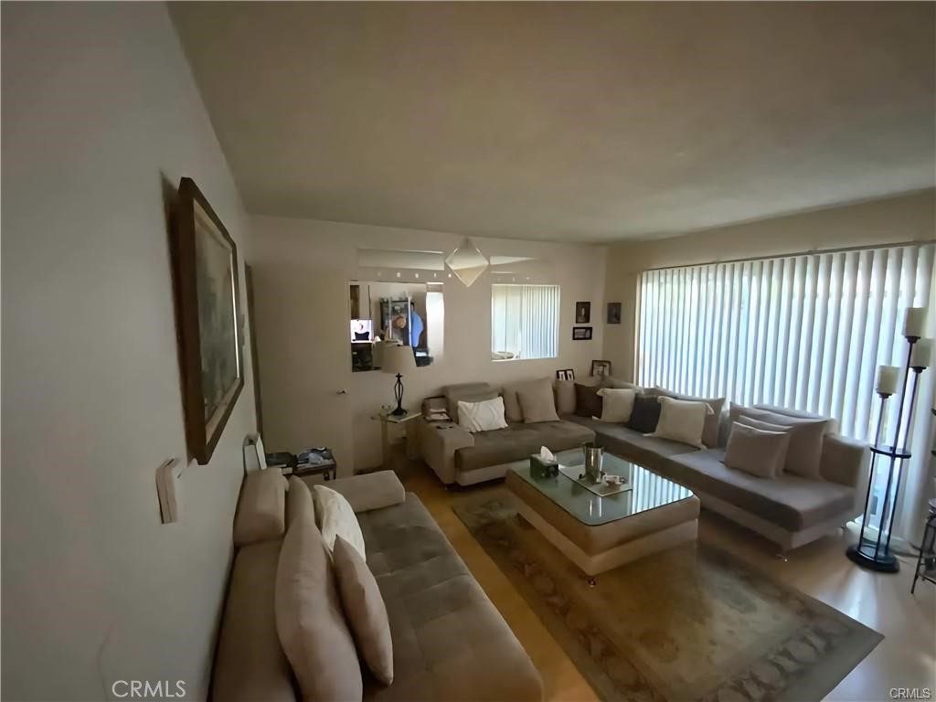 5665 Franklin Avenue Property Photo 25