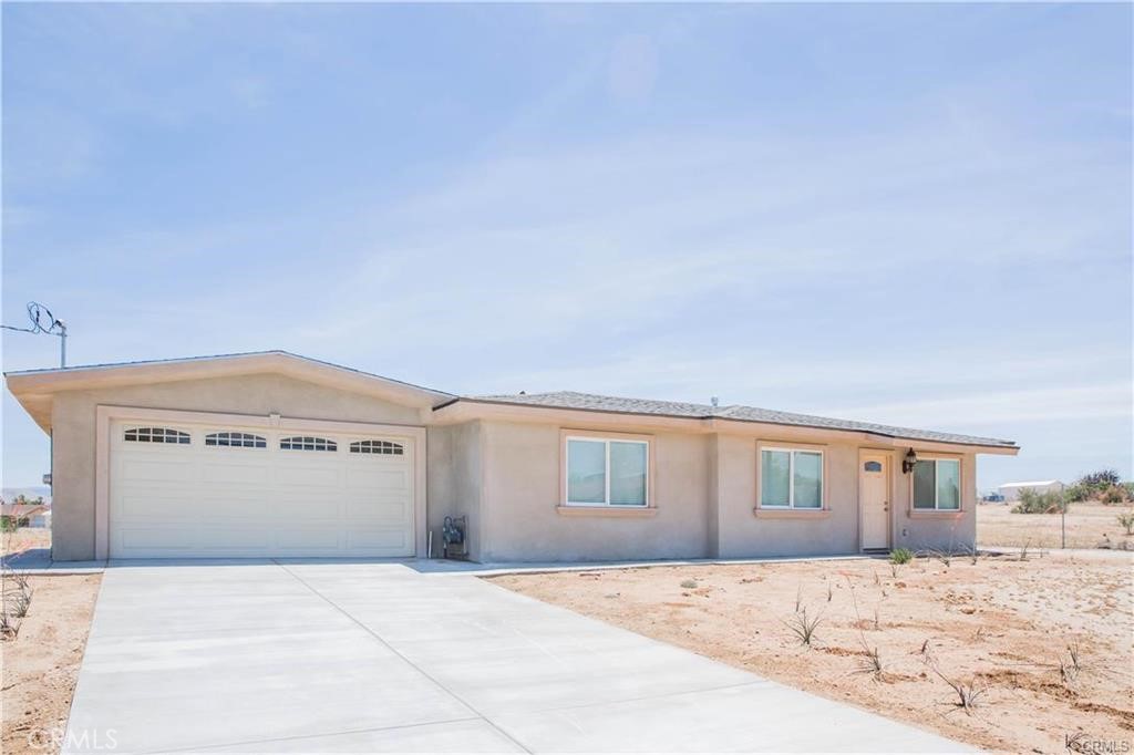 17985 Hercules Street Property Photo 1