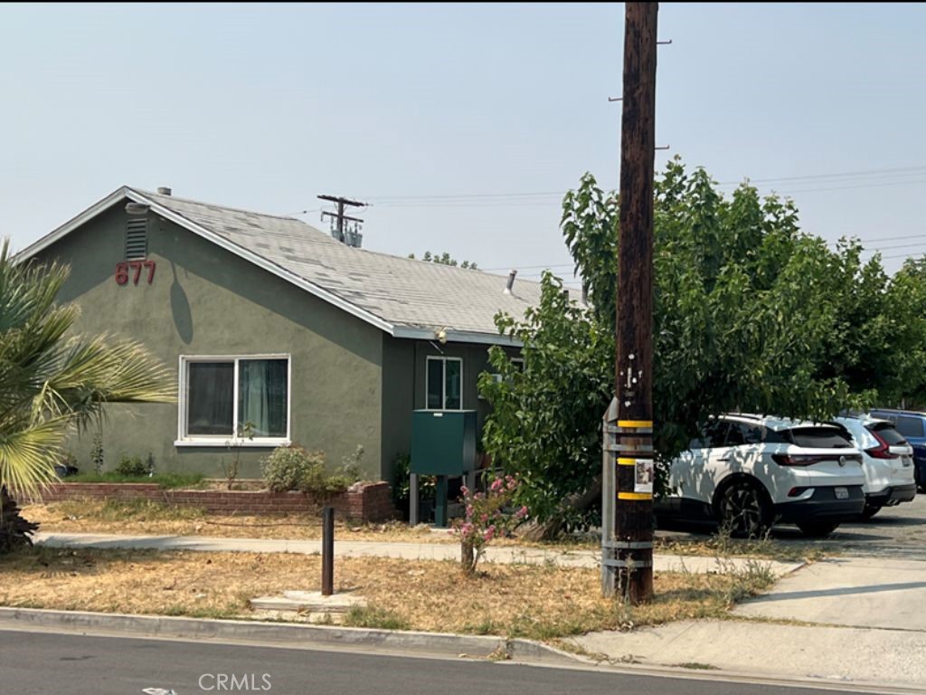 677 Magnolia Avenue Property Photo 1
