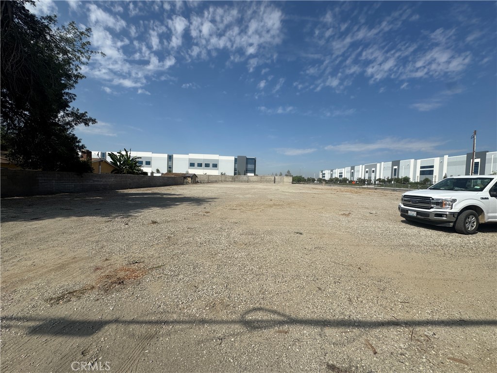 10512 Juiper Avenue Property Photo 1