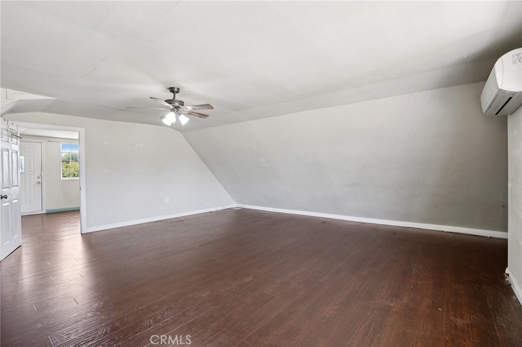 1211 E Leigh Court Property Photo 22
