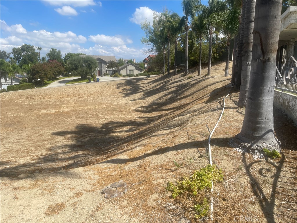 0 Laurelwood Property Photo 3