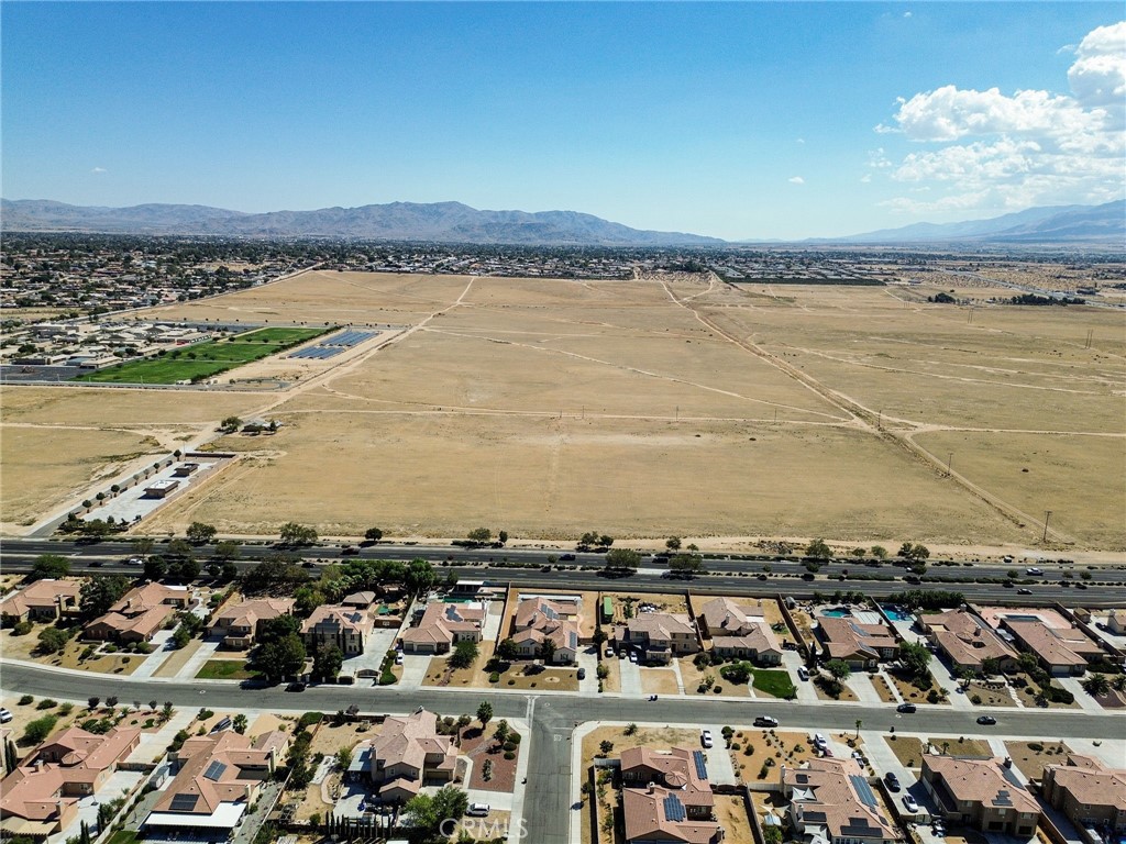 1 Apple Valley Road Property Photo 4