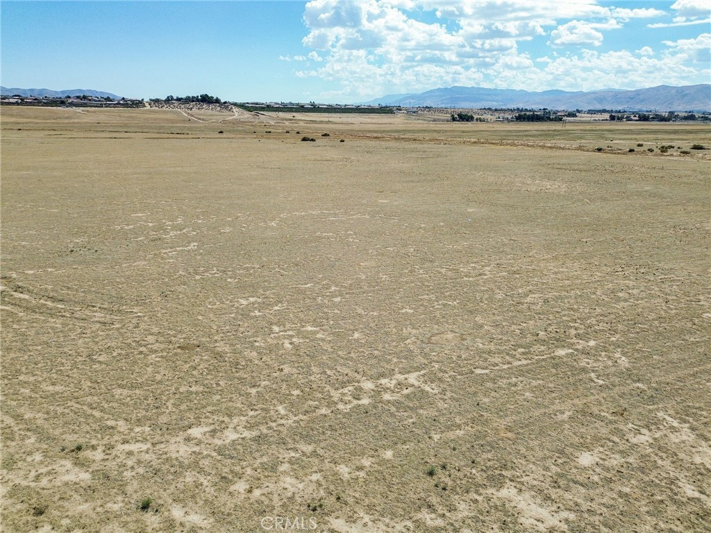 1 Apple Valley Road Property Photo 11