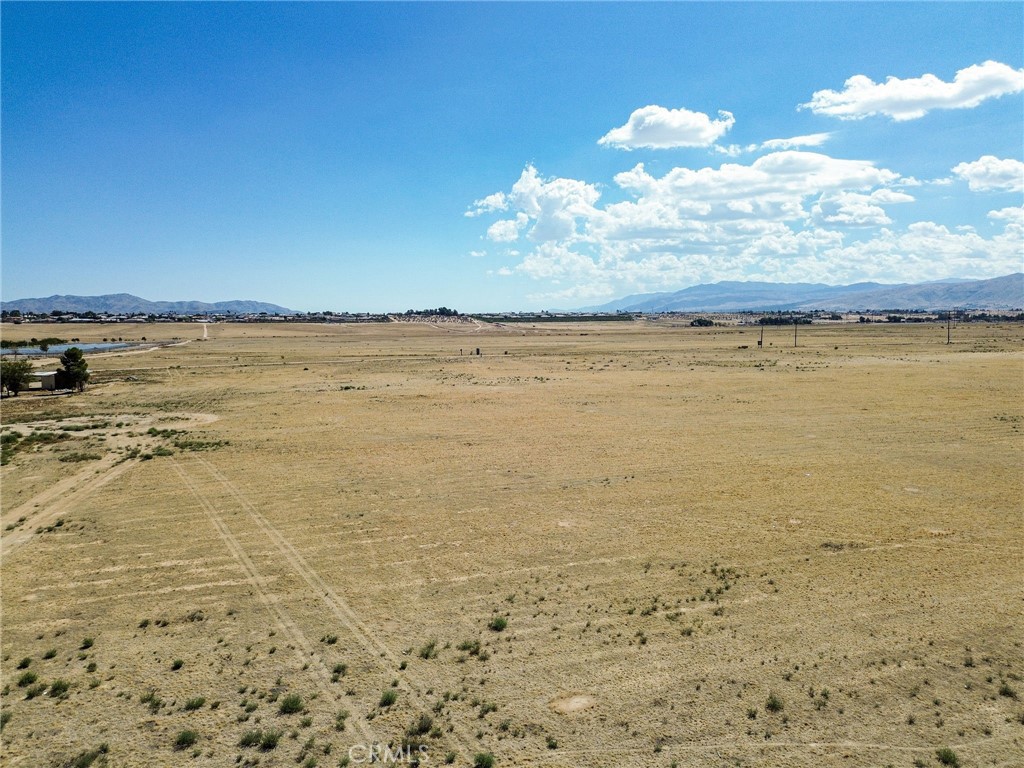 1 Apple Valley Road Property Photo 14