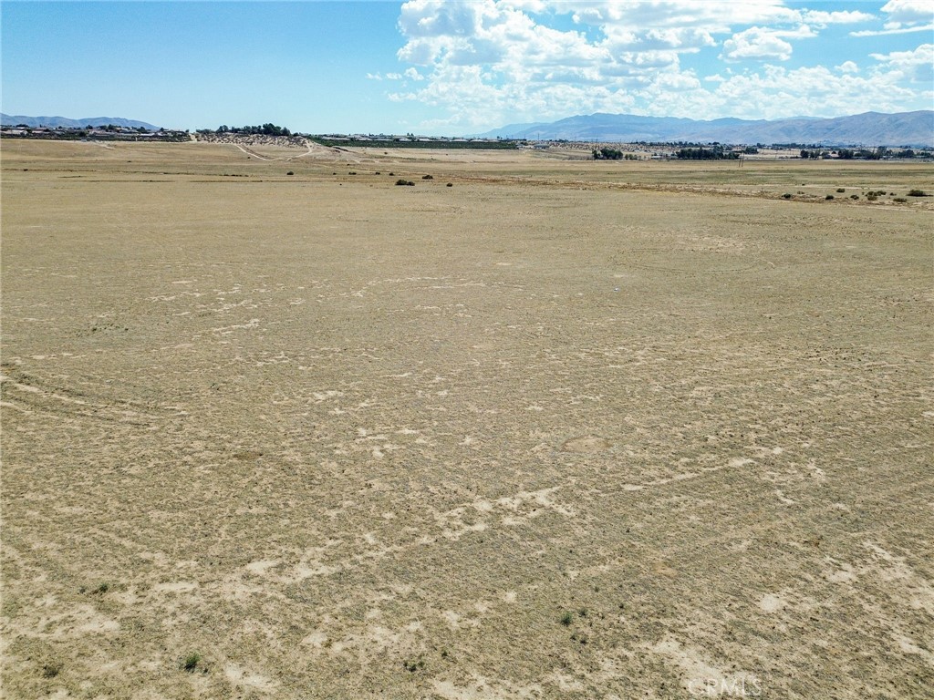 1 Apple Valley Road Property Photo 19