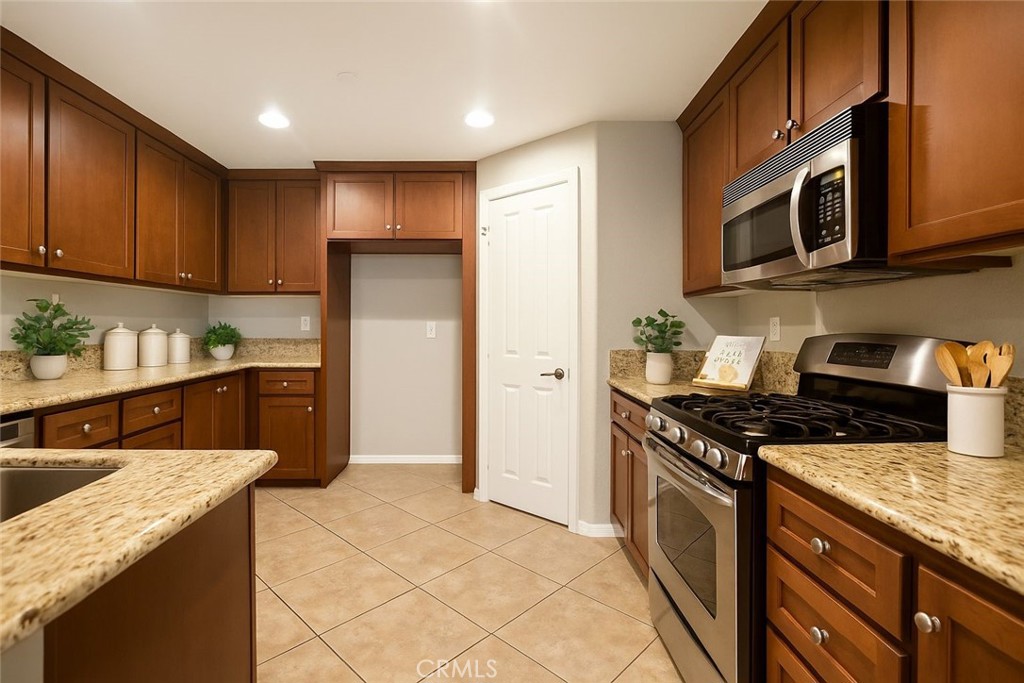 12386 Hollyhock Drive 1 Property Photo 12