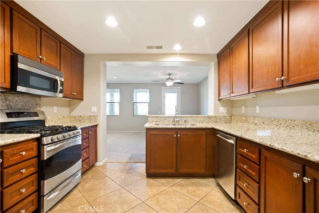 12386 Hollyhock Drive 1 Property Photo 15